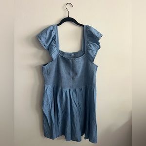Denim Old Navy 2x Dress. Very cute!